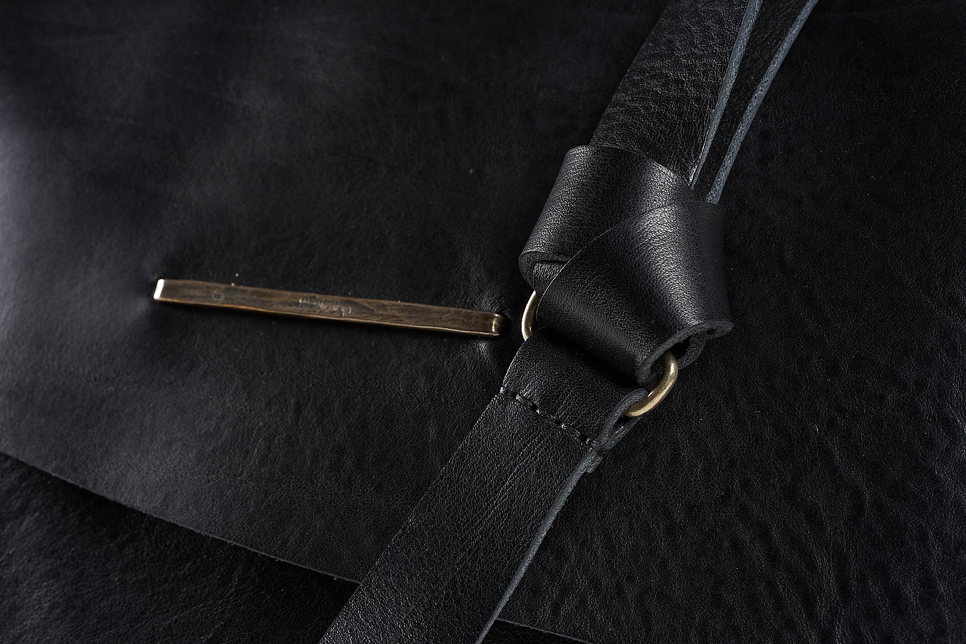 daniele basta leather and silver bags - DETAIL